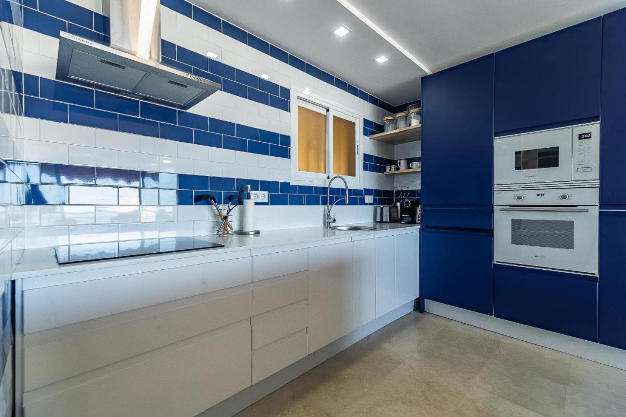 Vistas Azules -- Remodeled, Large Terrace, Spectacular Ocean Views And Beach Level Access Торемолинос Екстериор снимка